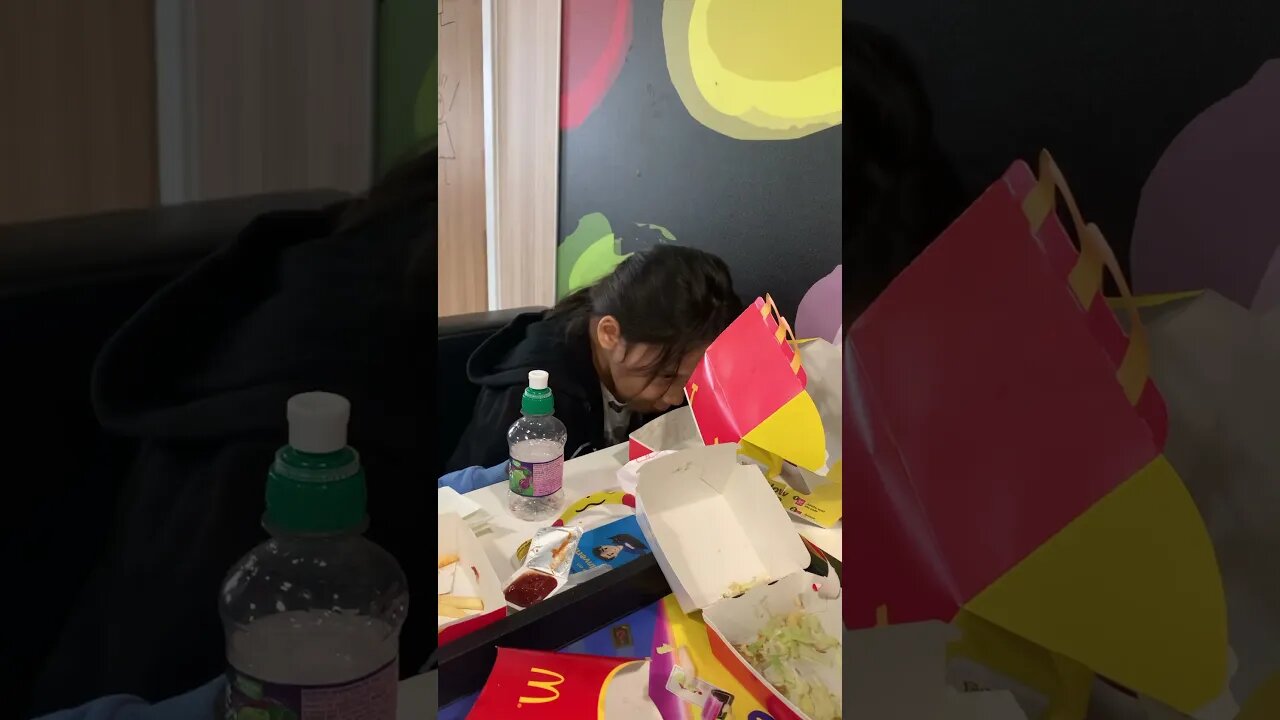 Baby girl feels the music in McDonald’s-hilarious video