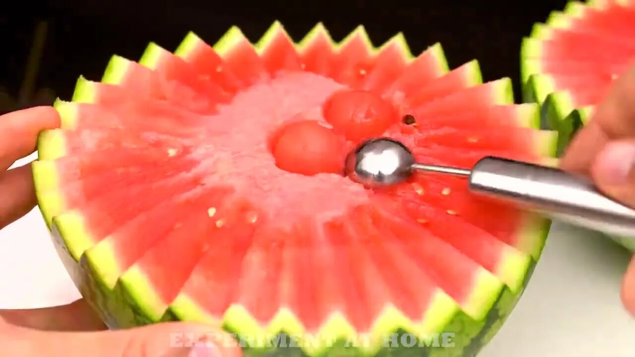 10 Amazing Watermelon LifeHacks!!