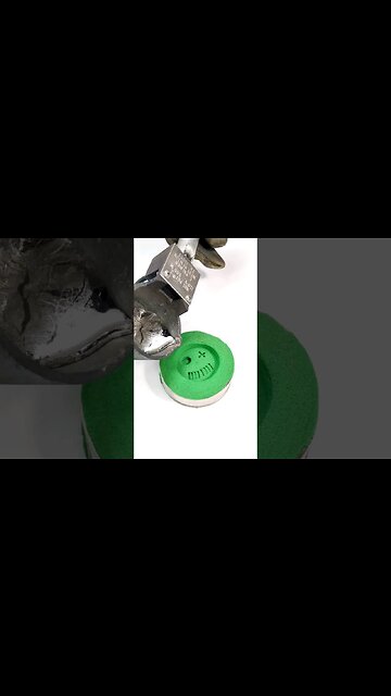 Pouring Molten Metal on Kinetic Sand