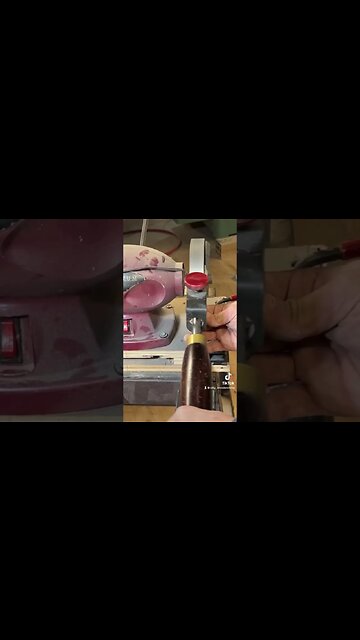 How I make my gouge sharp as hell #woodworking #shorts #shortvideo #subscribe #trend #woodturning