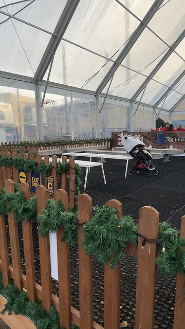 Lakeside Shopping Centre