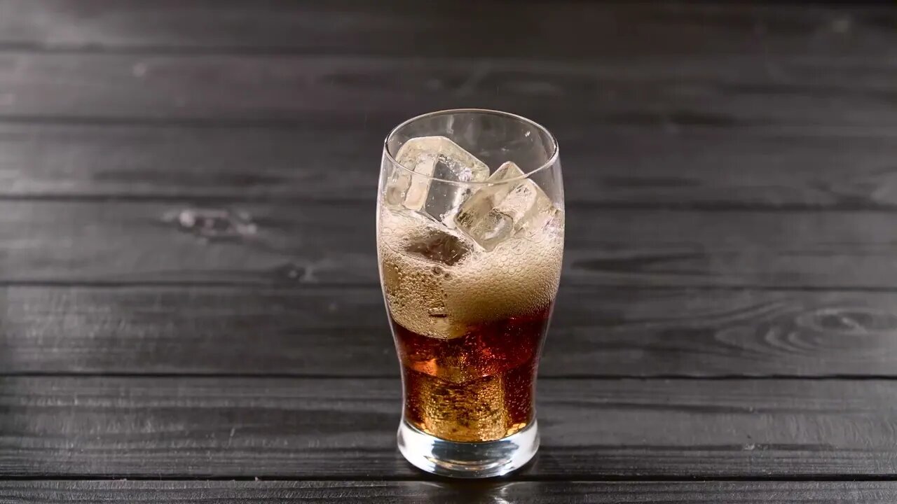 #freecopyright #cocacola Pouring Into Glass with Ice |