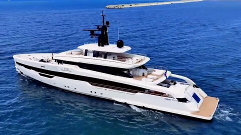 SuperYacht Luxury Ferretti Group