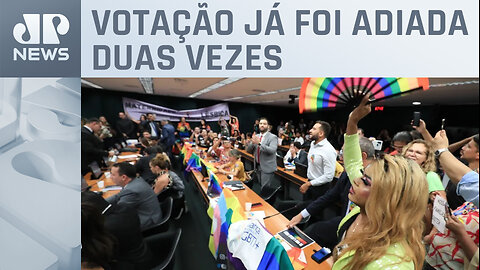 Projeto que proíbe união homoafetiva será votado nesta quarta (27)