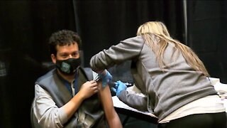 Milwaukee receives 9,000 doses to begin vaccinating educators