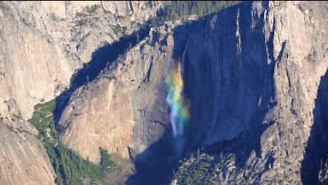 Yosemite Falls, cascate arcobaleno in California