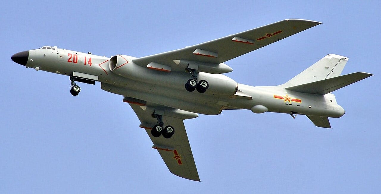 China’s "God of War" H-6K ultra-low altitude flight video