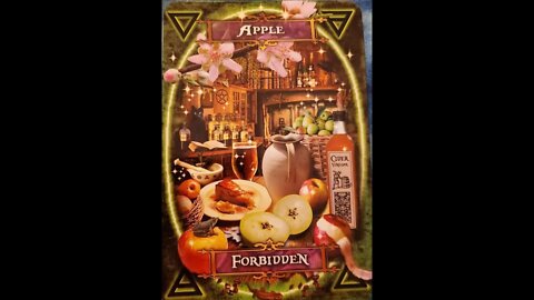 #2 Witches' Kitchen Oracle Cards Apple