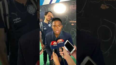 REBATEU! ENDRICK RESPONDE JOGADOR DO INTER APÓS CRÍTICA POR PRÊMIO DE REVELAÇÃO DO BRASILEIRÃO!