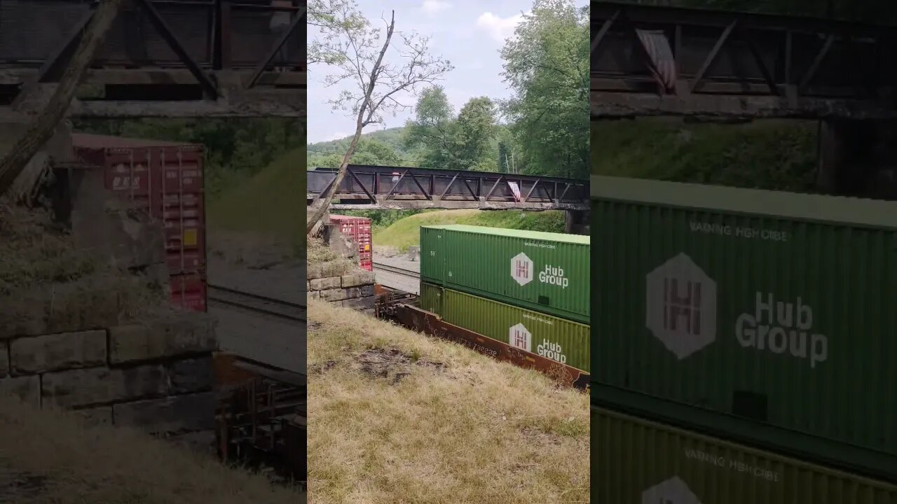 fast intermodal. #train #shortshorts #intermodal #youtubeshorts #short