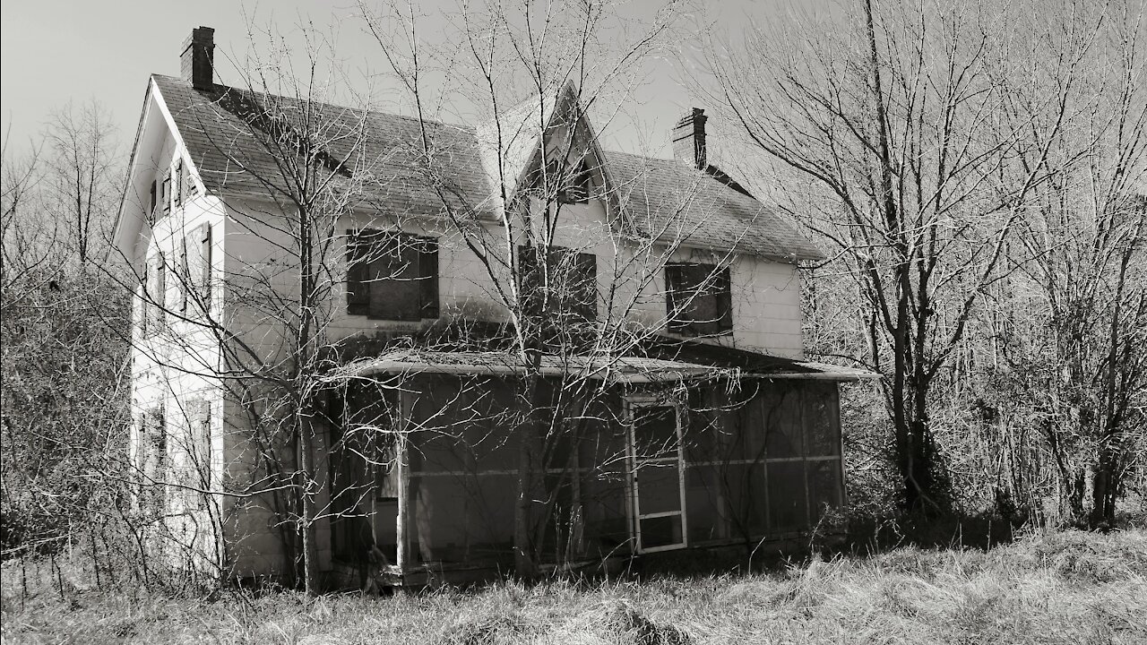 22461 House - Abandoned