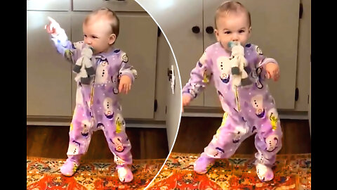 Very funy Baby Dancing