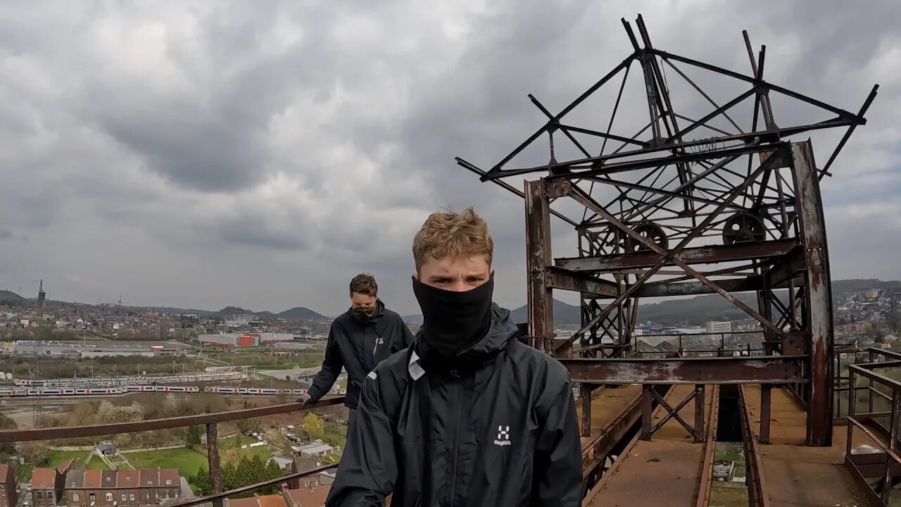 Climbing dangerous abandoned mine tower (abandoned places)