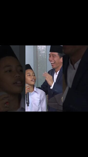 Pak Jokowi Bagi-bagi Sepeda Untuk Santri #Shorts