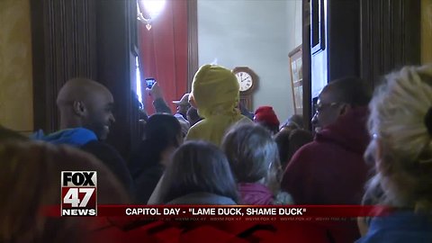 Capitol Day - "Lame duck, shame duck"