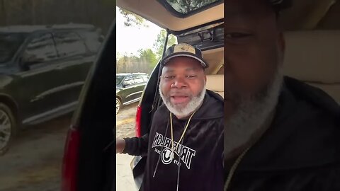 THIS the type of older men I like Video By djdirtybaby #Shorts