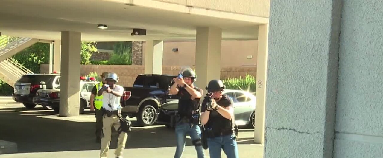 Las Vegas Metro police, UMC team up for active shooter training