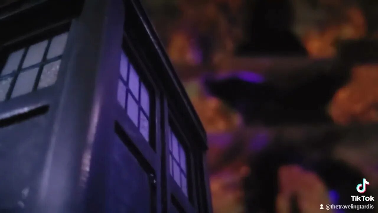 🎃 #TARDIS VS MONSTER 🎃 #HALLOWEEN #HHN #HHN31 #DOCTORWHO #SUBSCRIBE #HAPPYHALLOWEEN