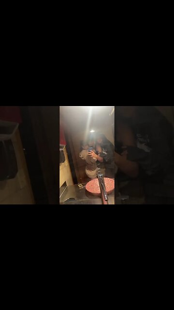 RIZZ PULLS TWO SHORDYS