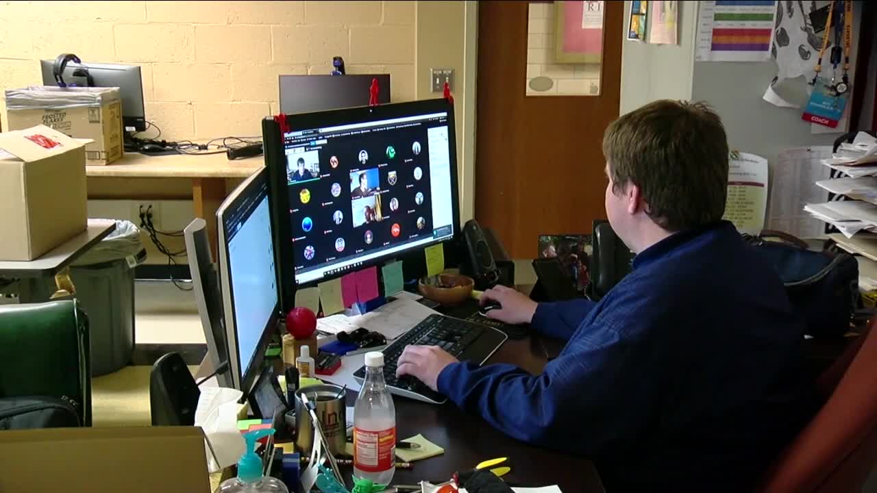 How is full remote learning working in WNY?