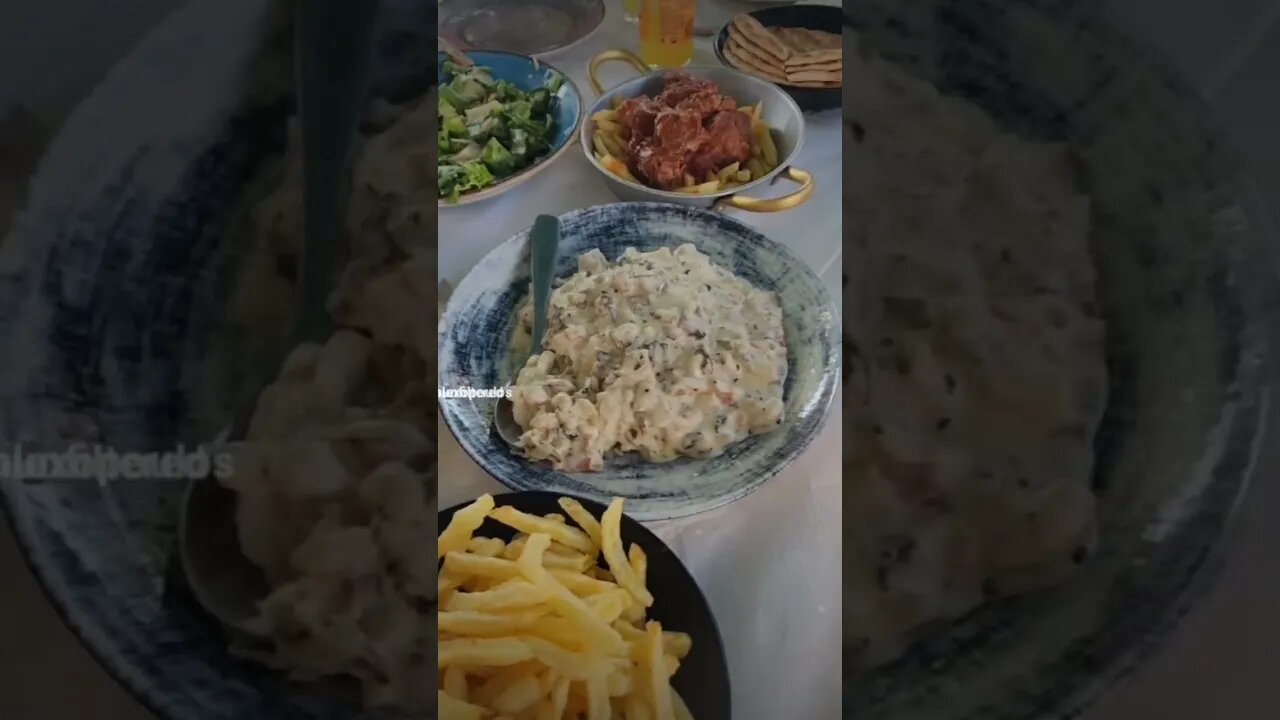 Lunch @Σχολαρχείο #εβια #Greece #greeksummer