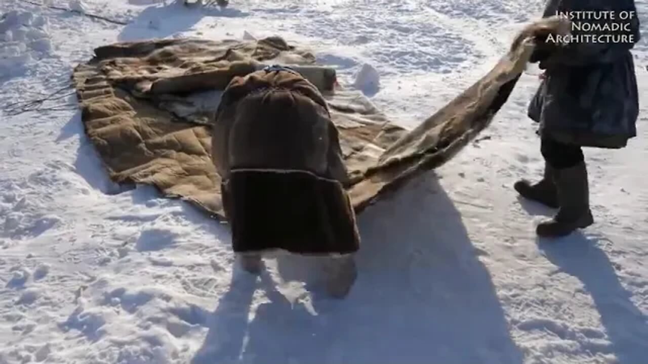 Warmest ! Tent on Earth Pitching in the Siberian Arctic Winter Ненецкая палатка чум