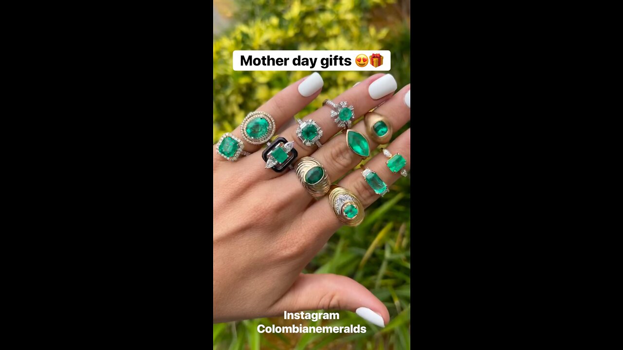 Beautiful May Birthstone Mother’s Day emerald and diamond jewelry gifts