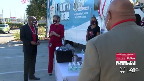 KC mayor meets with and learns from Tampa healthcare workers
