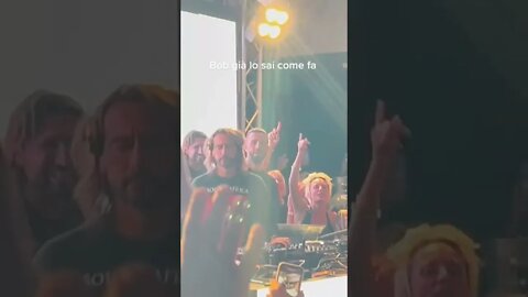 Bob Sinclar non ce la da più ad ascoltarla!