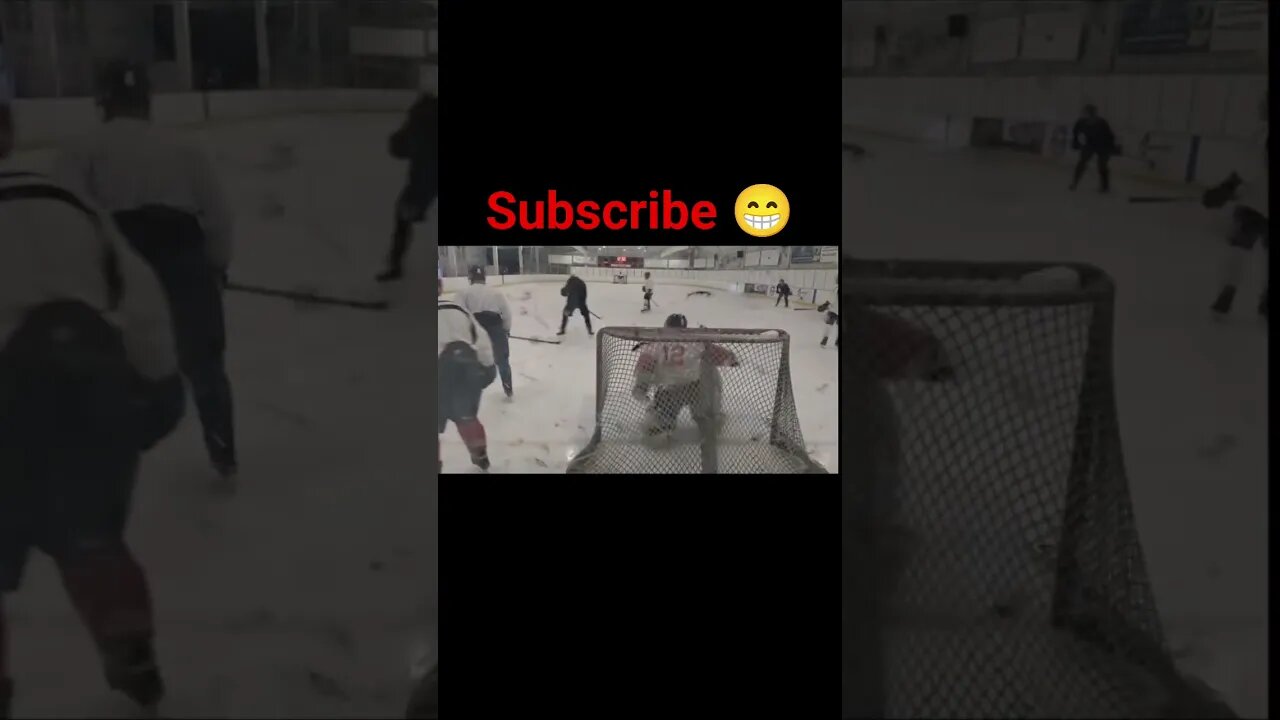 🥅 call the cops😨 #hockey #save