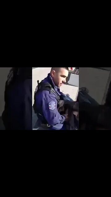 Полицейско насилие във Варна. 😎