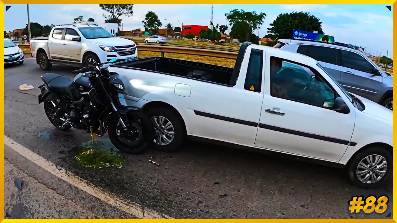 HARD CRASH | BIKE, MOTORCYCLE CRASHES & CLOSE CALLS 2022 [Ep.#88]