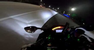 Biker hits traffic barrier at 190 km/h!