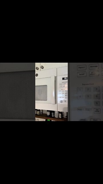 Microwave ovens are NOT an effective Faraday container