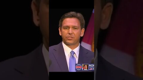 🇺🇸 Ron DeSantis llama «burro viejo» a su rival Charlie Crist en el Debate