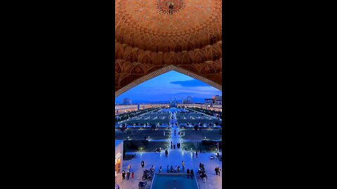 Naqsh-e Jahan Square, Isfahan