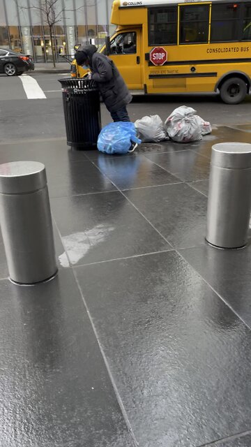 sh!thole nyc dumpster diving