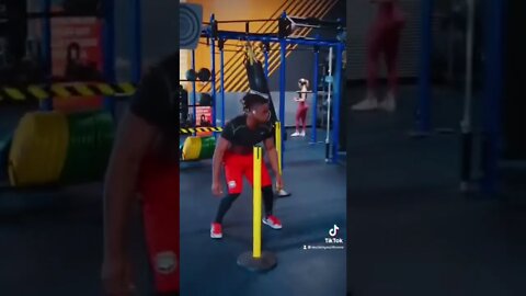 If you’re a woman and your man is making more money than you 👑