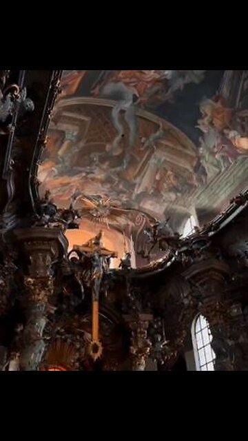 STUNNING ARCHITECTURE