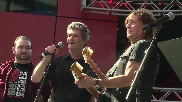 VIDEO: Bon Jovi guitarist Richie Sambora performs at the Rock Hall