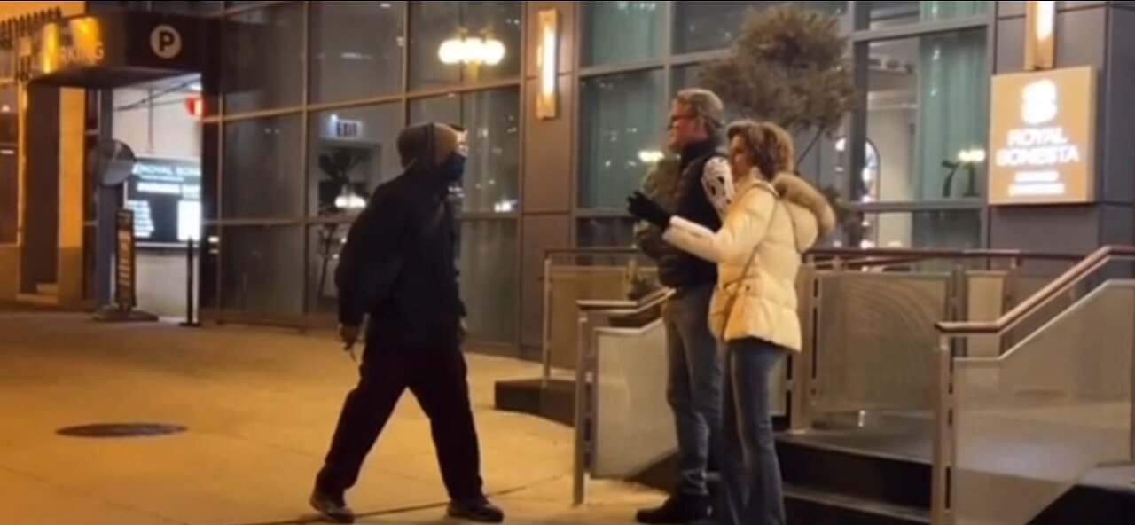 Guy brings knife to a fight and still gets beaten