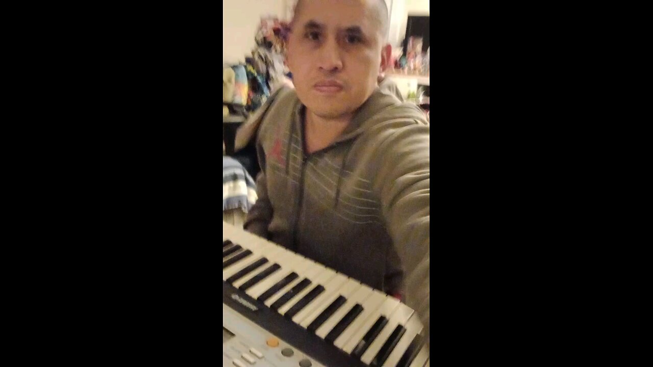 Playing My Piano. Tocando Mi Piano. 11.15.2023 Snapchat 2