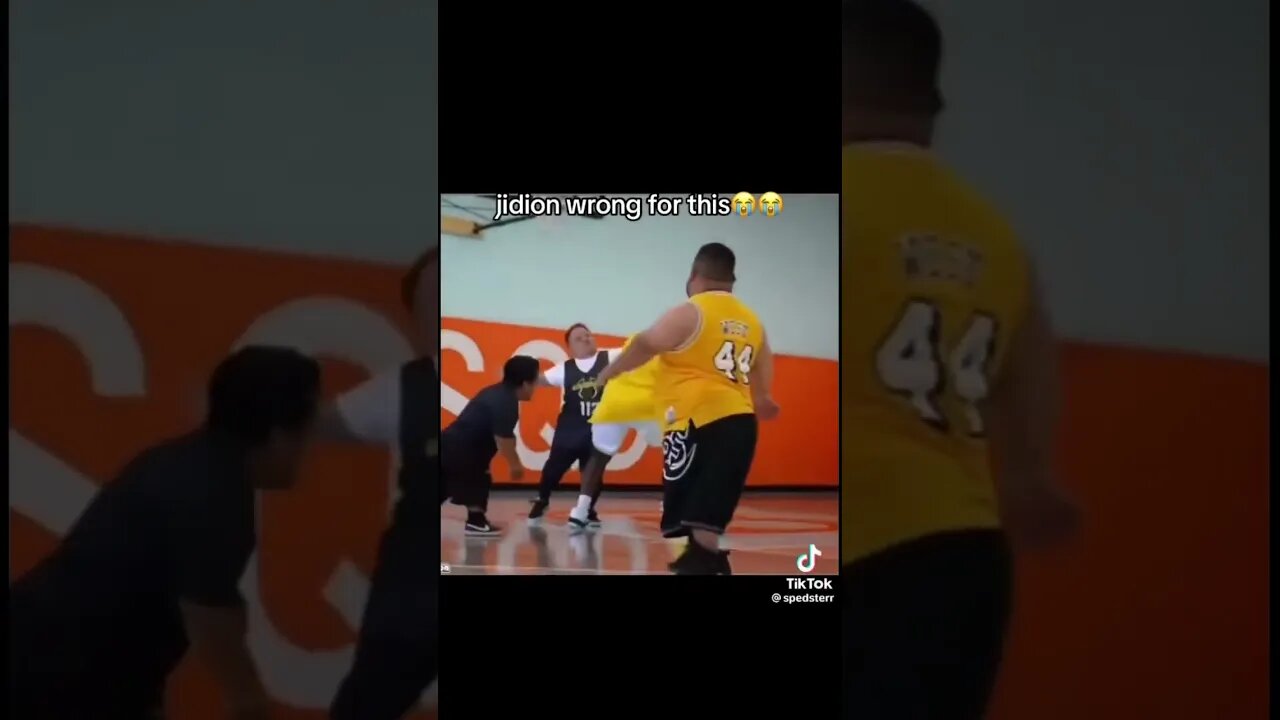 Jidion so wrong for this #foryou #fyp #jidion #funny #viral #trending #comedy #basketball #shorts