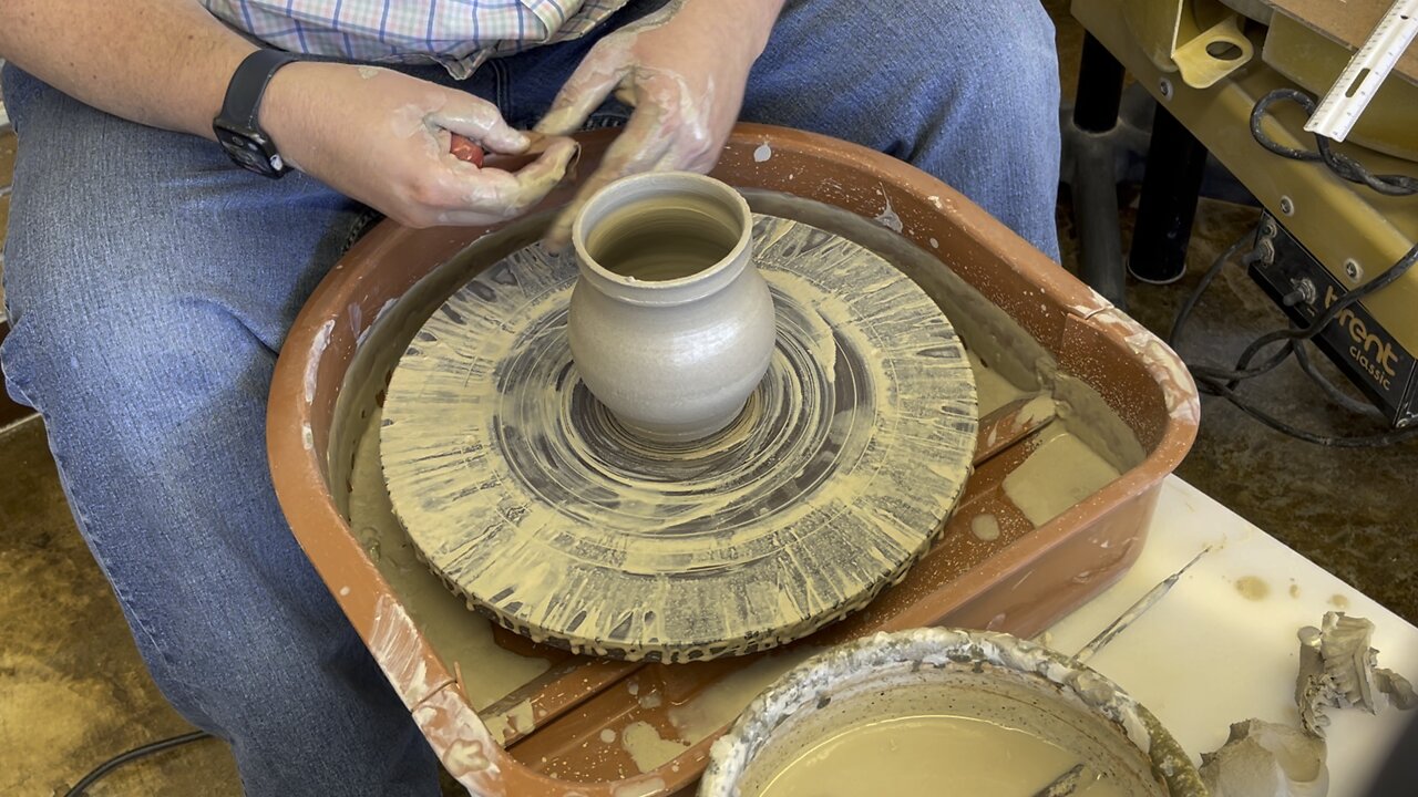 Step 1: How to make a mug on the pottery wheel