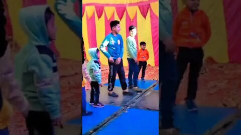 मामा की शादी में इस फ्लोर को तोड़ेंगे #mamawending #shorts #viral #dance @RudraKhatanaGurjjar