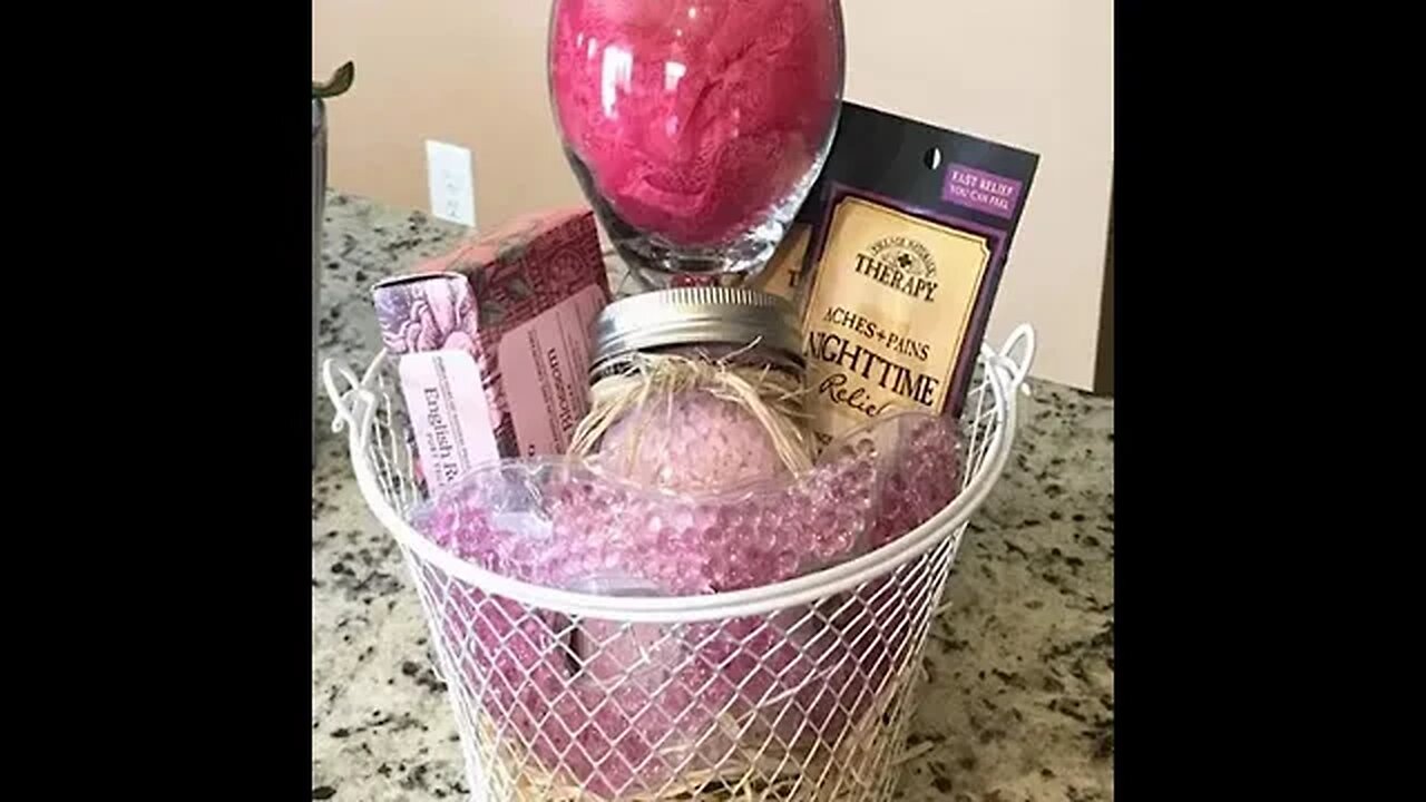 MOTHER'S DAY GIFT BASKET 2