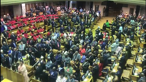 Ramaphosa arrives for state of the nation address (ZSu)