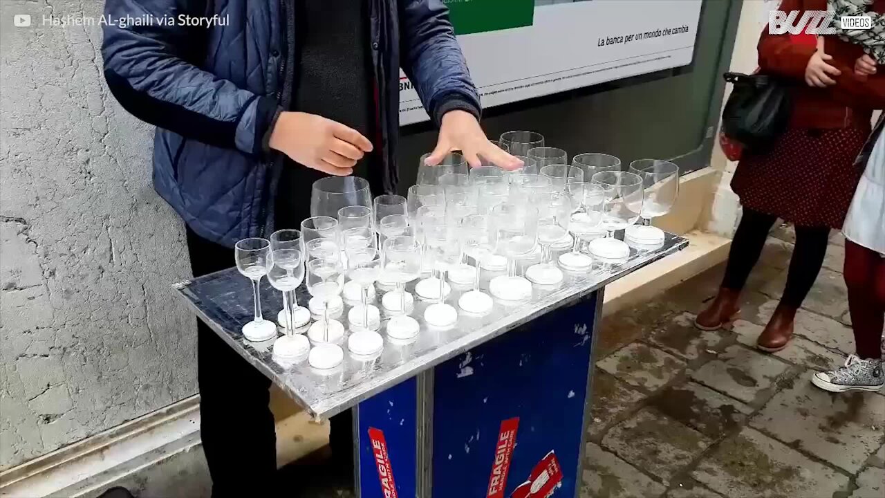 La musique de Harry Potter jouée avec des verres de vin
