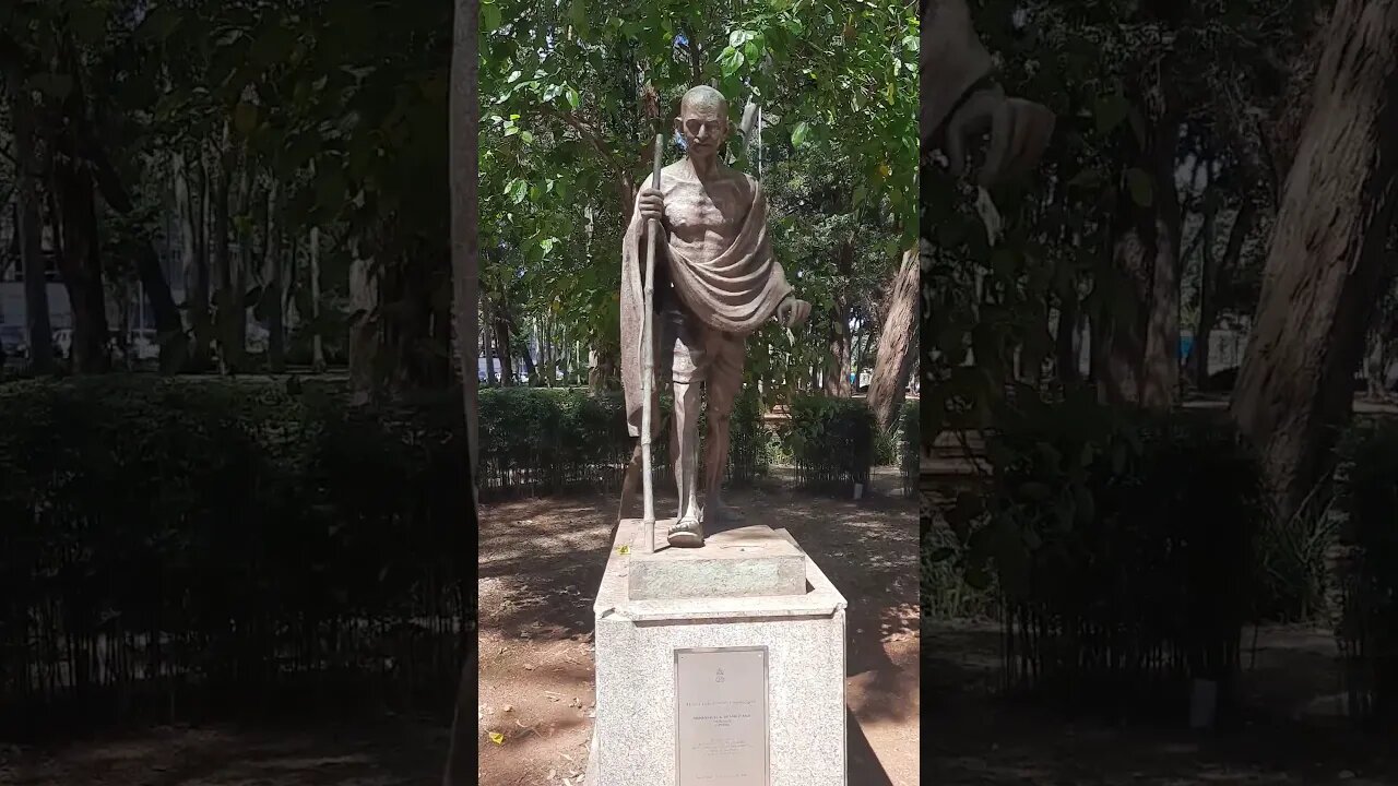 MONUMENTO EM HOMENAGEM A GANDHI PRAÇA AO LADO PARQUE IBIRAPUERA 2023