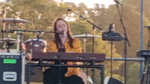 Gordi Act 3 at Paul Kelly Mallacoota Concert March 2022